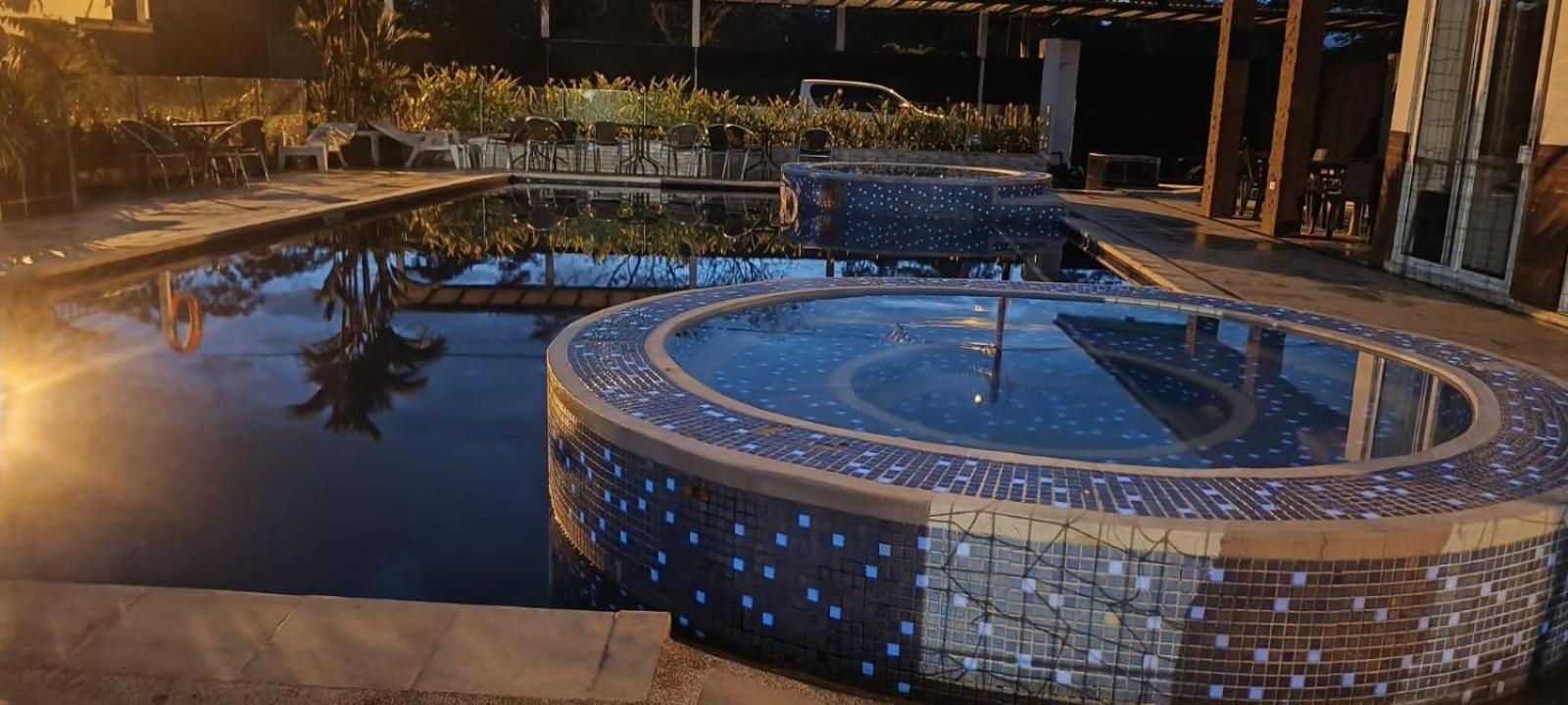 Hotel La Quinta Вильявисенсио Экстерьер фото